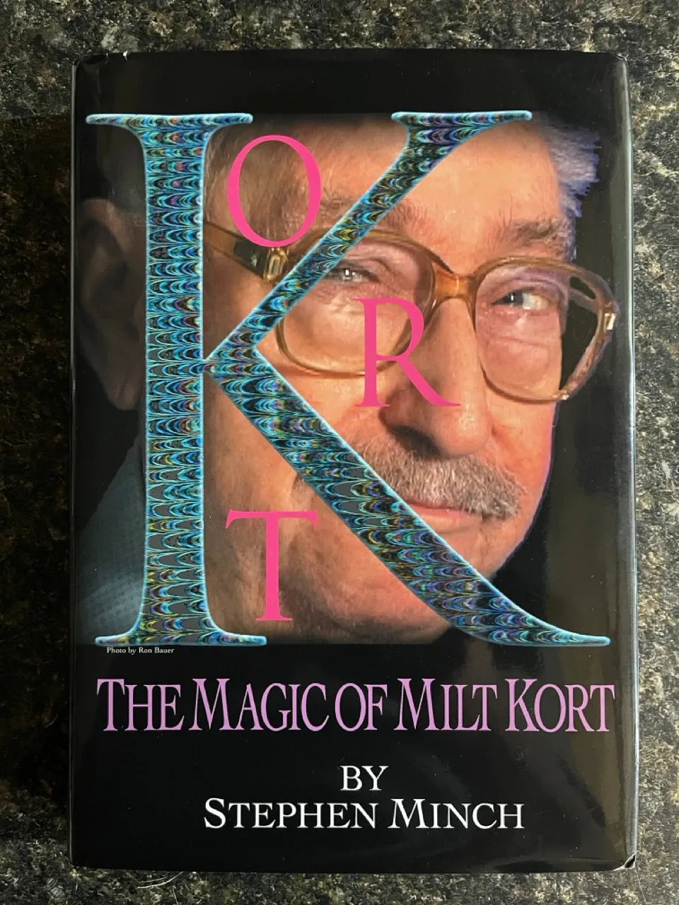 Kort: The Magic of Milt Kort - Stephen Minch