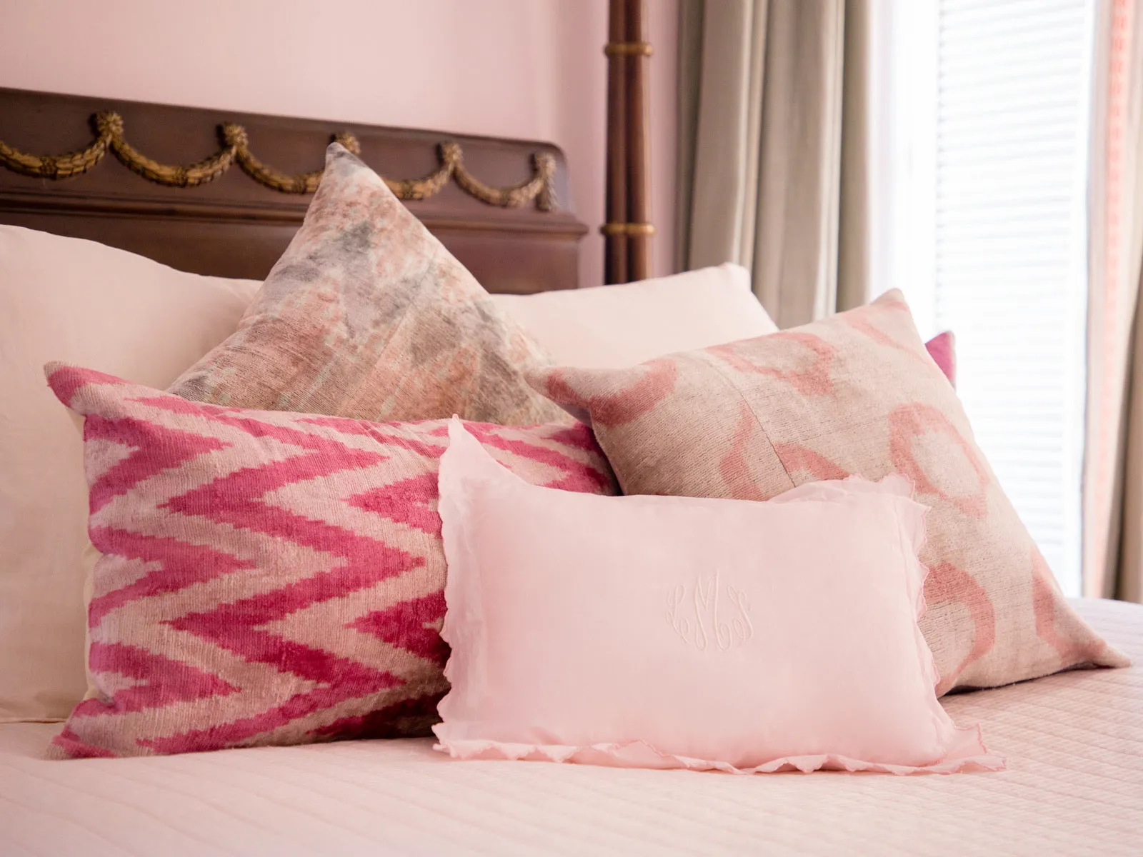 Velvet Pink Medallion Lumbar Pillow Cover