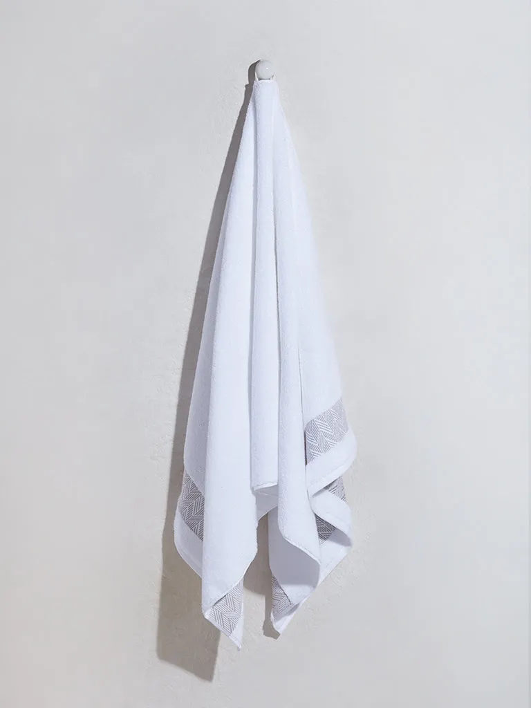 Westside Home White Jacquard Detailed Bath Towel